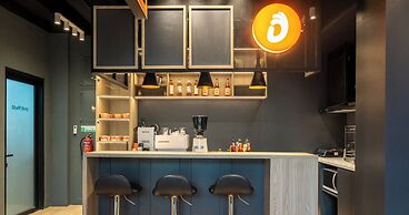CRiB by Bobobox, Kuningan, Jakarta