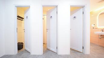 CRiB by Bobobox, Kuningan, Jakarta