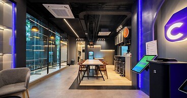 CRiB by Bobobox, Kuningan, Jakarta