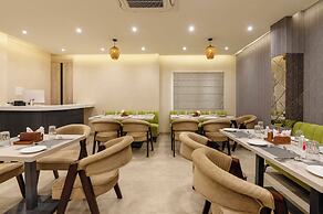 Treebo Premium Gateway Triveni