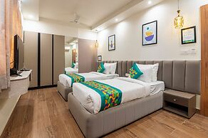 Treebo Premium Gateway Triveni