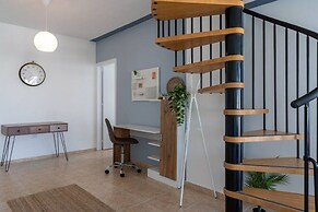 Chloris 3- Bedroom Apartment in Larnaca