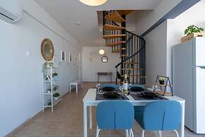Chloris 3- Bedroom Apartment in Larnaca