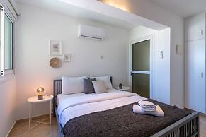 Chloris 3- Bedroom Apartment in Larnaca
