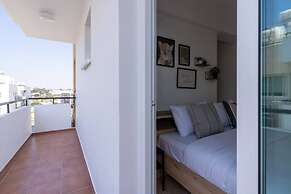 Chloris 3- Bedroom Apartment in Larnaca