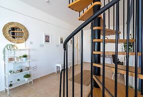Chloris 3- Bedroom Apartment in Larnaca