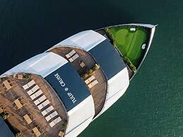 Tulip Cruise by HAG