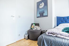 Comfy 4BR Apt Ideal for Groups Families