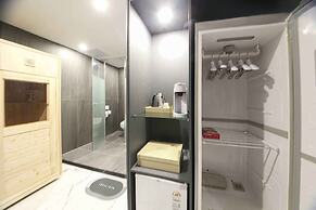 Hanabi Hotel