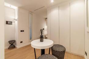 JOIVY Elegant Suites Near Villa Borghese