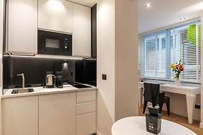 JOIVY Elegant Suites Near Villa Borghese