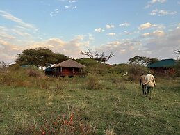 Ikoma Safari Camp