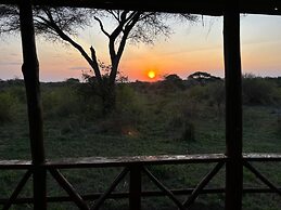 Ikoma Safari Camp