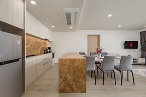Ozone Condo by TropicLook Apartments