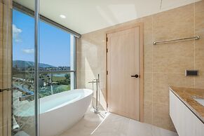 Ozone Condo by TropicLook Apartments