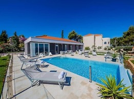 Villa Ema