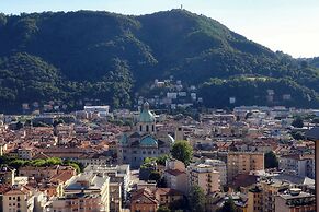 Luce di Lago Terrace