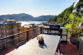 Luce di Lago Terrace