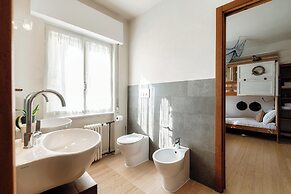 Luce di Lago Terrace