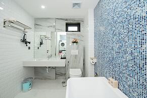 Myrcella Apartment