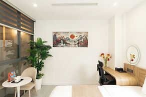 Myrcella Apartment