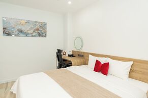 Myrcella Apartment