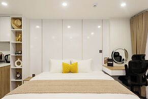 Myrcella Apartment