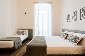 Nicolaus 204 - Grey Room by Wonderful Italy