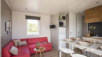 Mobile Home in Bessan With Terrace