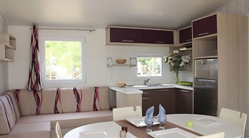 Mobile Home in Bessan With Terrace