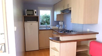 Mobile Home in Bessan With Terrace