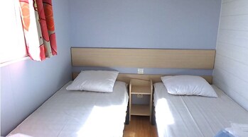 Mobile Home in Bessan With Terrace