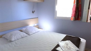 Mobile Home in Bessan With Terrace
