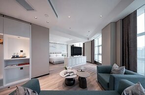 Golden Pear Hotel