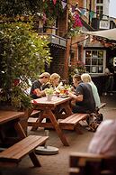 The Fox Pub & Inn