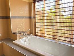 Tropical Luxury 4BR Pool Villa w Game Area