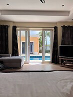 Tropical Luxury 4BR Pool Villa w Game Area