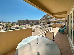 Relaxing Getaway 2BR Condo