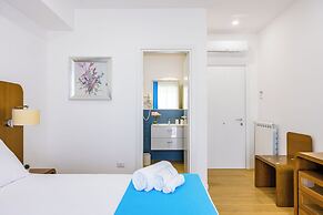 Carlo III guest house