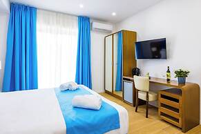 Carlo III guest house