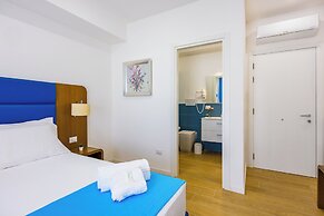 Carlo III guest house