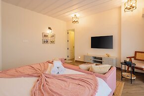 ELIVAAS VILLA FLEUVE