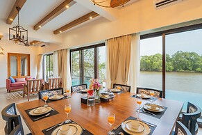 ELIVAAS VILLA FLEUVE