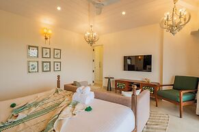 ELIVAAS VILLA FLEUVE