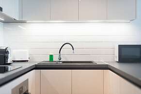LIV Athinum 1 - Luxury Apartment 1B