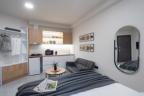 LIV - Comfortable Athens Studio S8-2a