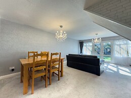 Rise Park Cozy House - Basildon