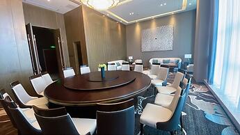 Changde Licheng Huating Hotel