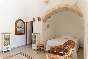 Trulli Isabella by Wonderful Italy