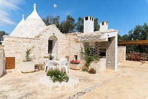 Trulli Isabella by Wonderful Italy